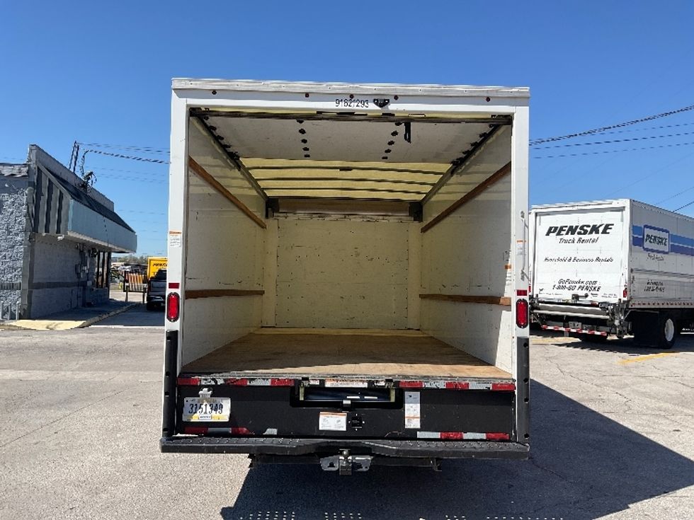 Light Duty Box Truck-Light and Medium Duty Trucks-GMC-2021-Savana G33903-Tampa-FL-62,106\n\t\tmiles-$ 35,250 - Image 8