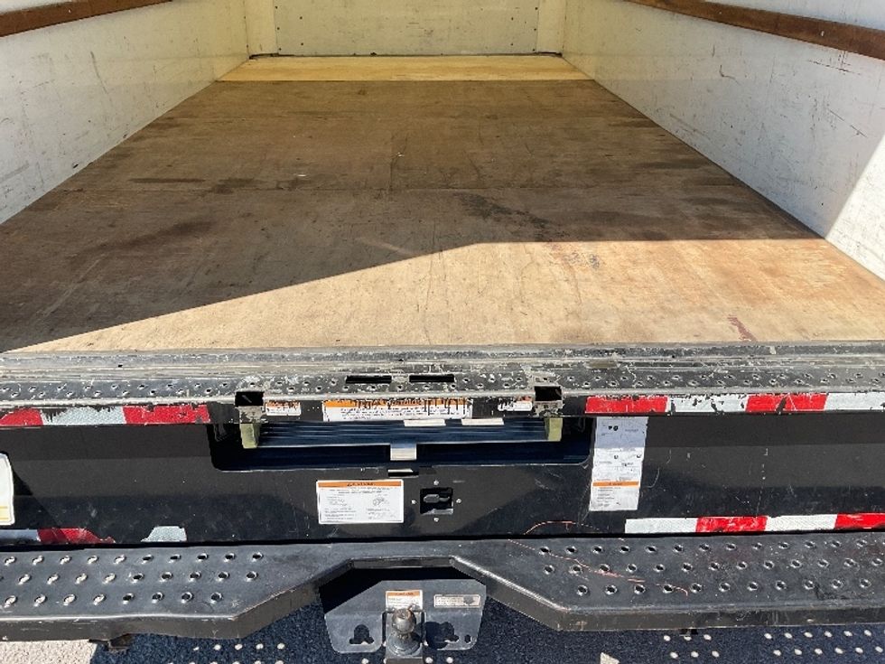 Light Duty Box Truck-Light and Medium Duty Trucks-GMC-2021-Savana G33903-Tampa-FL-62,106\n\t\tmiles-$ 35,250 - Image 9