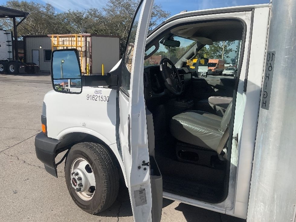 Light Duty Box Truck-Light and Medium Duty Trucks-GMC-2021-Savana G33903-Tampa-FL-65,575\n\t\tmiles-$ 34,750 - Image 13