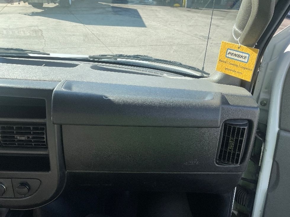 Light Duty Box Truck-Light and Medium Duty Trucks-GMC-2021-Savana G33903-Tampa-FL-65,575\n\t\tmiles-$ 34,750 - Image 18