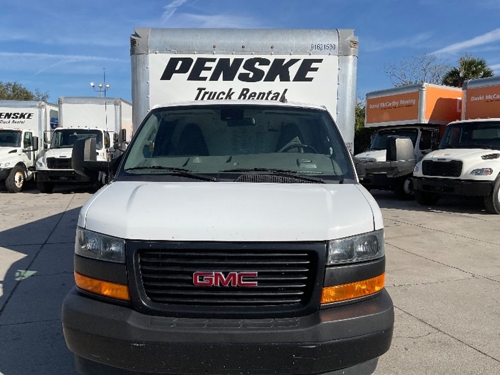 Light Duty Box Truck-Light and Medium Duty Trucks-GMC-2021-Savana G33903-Tampa-FL-65,575\n\t\tmiles-$ 34,750 - Image 2