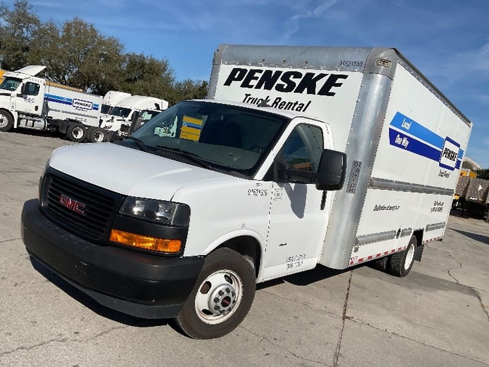 Light Duty Box Truck-Light and Medium Duty Trucks-GMC-2021-Savana G33903-Tampa-FL-65,575\n\t\tmiles-$ 34,750 - Image 3