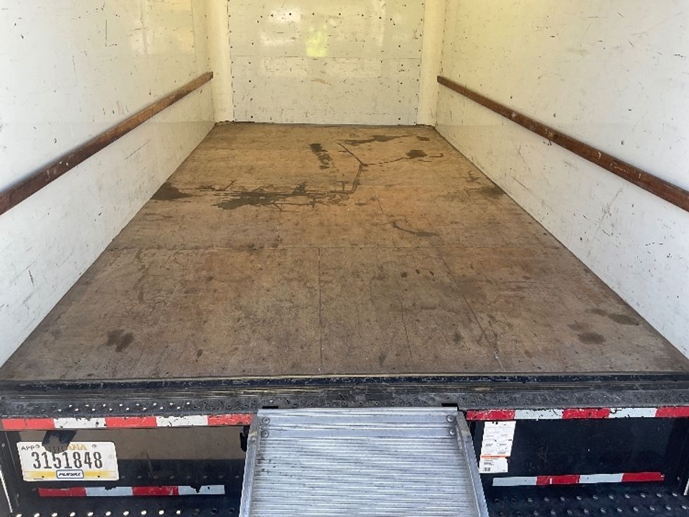 Light Duty Box Truck-Light and Medium Duty Trucks-GMC-2021-Savana G33903-Tampa-FL-65,575\n\t\tmiles-$ 34,750 - Image 7