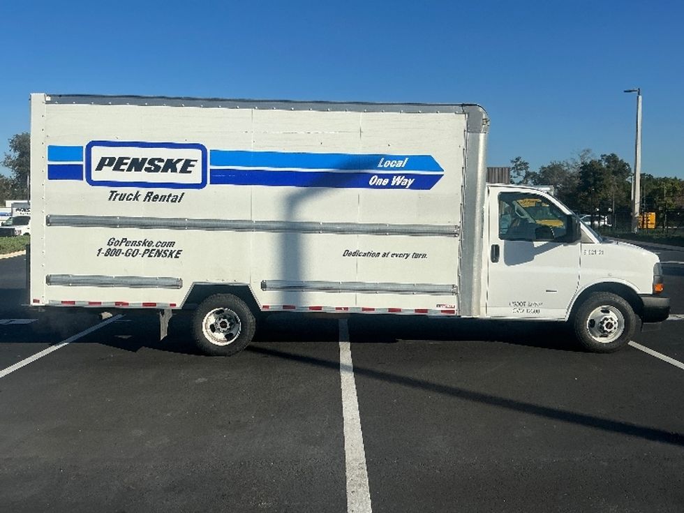 Light Duty Box Truck-Light and Medium Duty Trucks-GMC-2021-Savana G33903-Tampa-FL-77,265\n\t\tmiles-$ 33,500 - Image 14