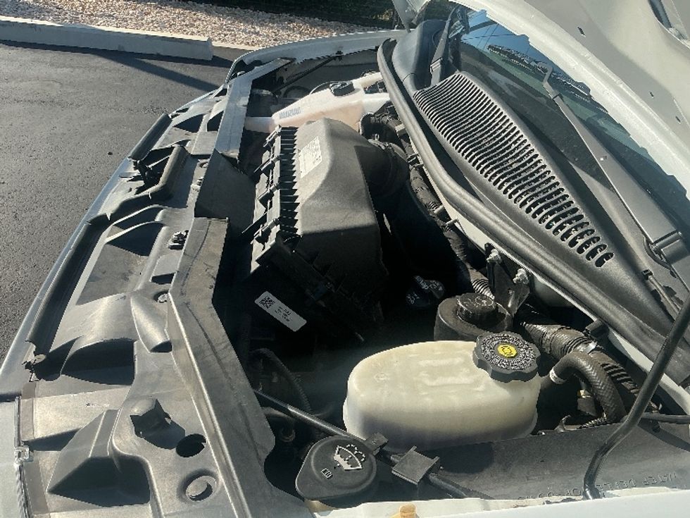 Light Duty Box Truck-Light and Medium Duty Trucks-GMC-2021-Savana G33903-Tampa-FL-77,265\n\t\tmiles-$ 33,500 - Image 23