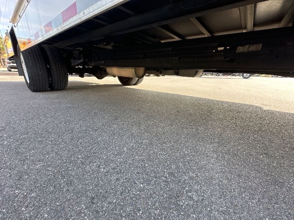 Light Duty Box Truck-Light and Medium Duty Trucks-GMC-2021-Savana G33903-Tampa-FL-79,396\n\t\tmiles-$ 33,250 - Image 14