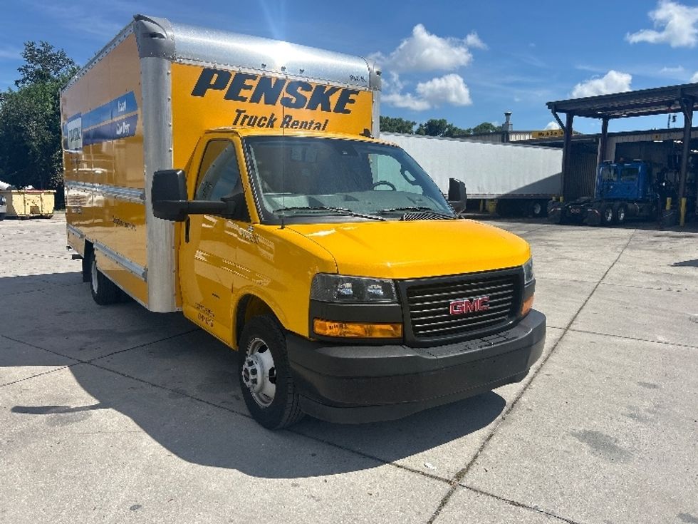 Light Duty Box Truck-Light and Medium Duty Trucks-GMC-2021-Savana G33903-Tampa-FL-80,589\n\t\tmiles-$ 30,000 - Image 1
