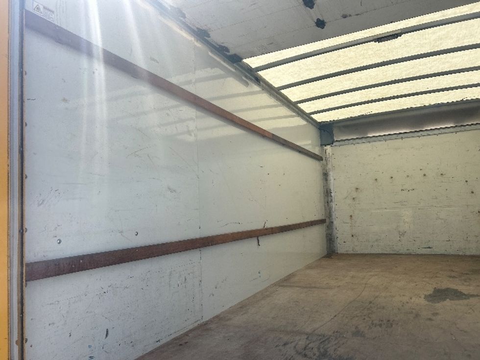Light Duty Box Truck-Light and Medium Duty Trucks-GMC-2021-Savana G33903-Tampa-FL-80,589\n\t\tmiles-$ 30,000 - Image 11