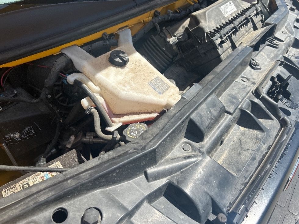 Light Duty Box Truck-Light and Medium Duty Trucks-GMC-2021-Savana G33903-Tampa-FL-80,589\n\t\tmiles-$ 30,000 - Image 23