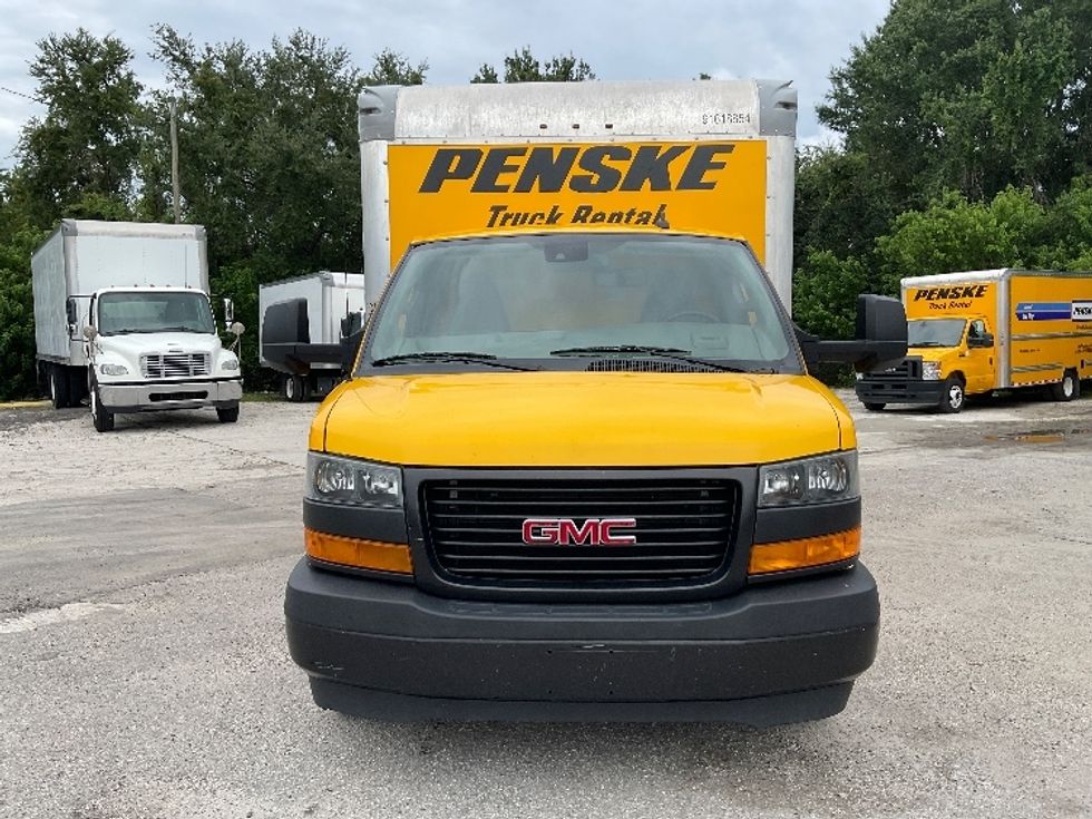 Light Duty Box Truck-Light and Medium Duty Trucks-GMC-2021-Savana G33903-Tampa-FL-81,054\n\t\tmiles-$ 28,250 - Image 2