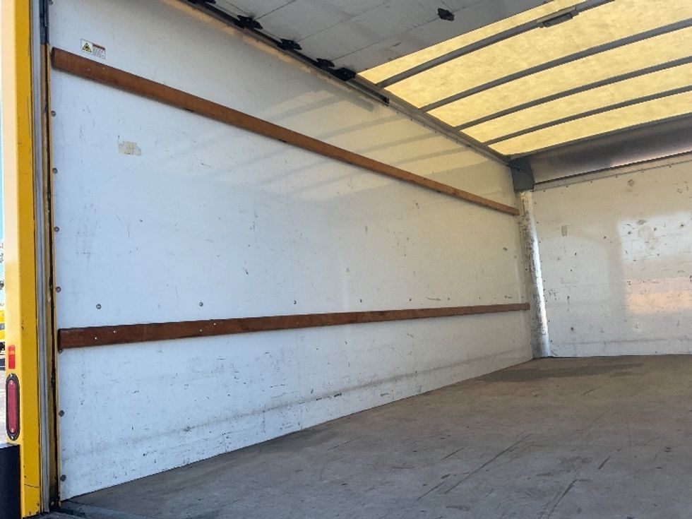 Light Duty Box Truck-Light and Medium Duty Trucks-GMC-2021-Savana G33903-Tampa-FL-81,561\n\t\tmiles-$ 29,750 - Image 10