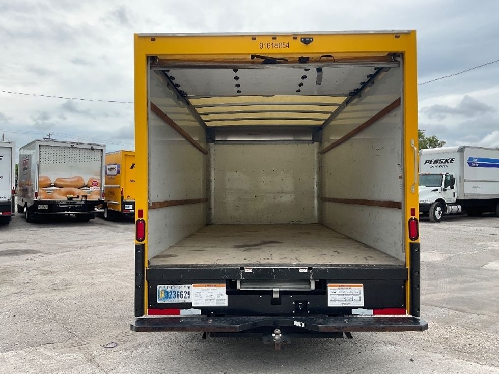 Light Duty Box Truck-Light and Medium Duty Trucks-GMC-2021-Savana G33903-Tampa-FL-85,847\n\t\tmiles-$ 29,250 - Image 8