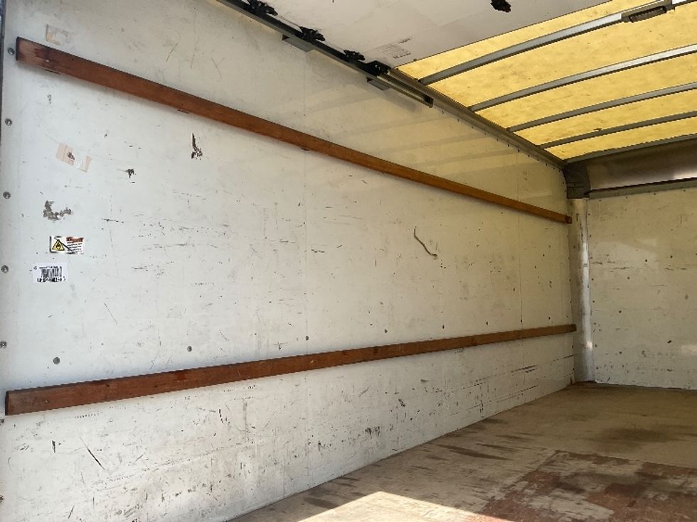 Light Duty Box Truck-Light and Medium Duty Trucks-GMC-2021-Savana G33903-Tampa-FL-86,814\n\t\tmiles-$ 29,000 - Image 11