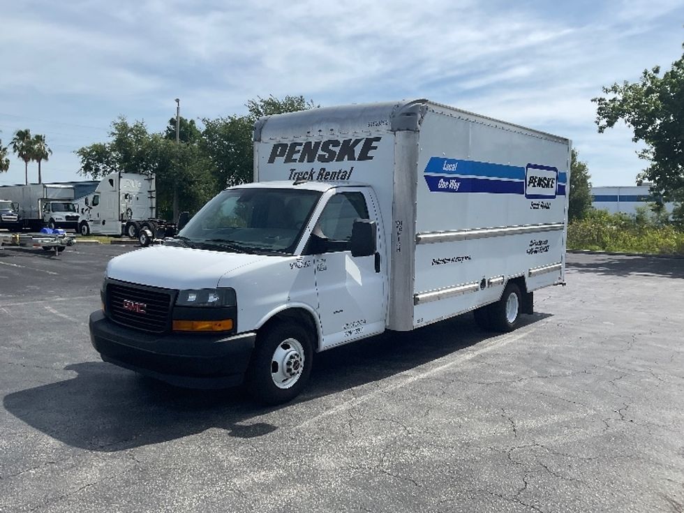 Light Duty Box Truck-Light and Medium Duty Trucks-GMC-2021-Savana G33903-Tampa-FL-86,814\n\t\tmiles-$ 29,000 - Image 3