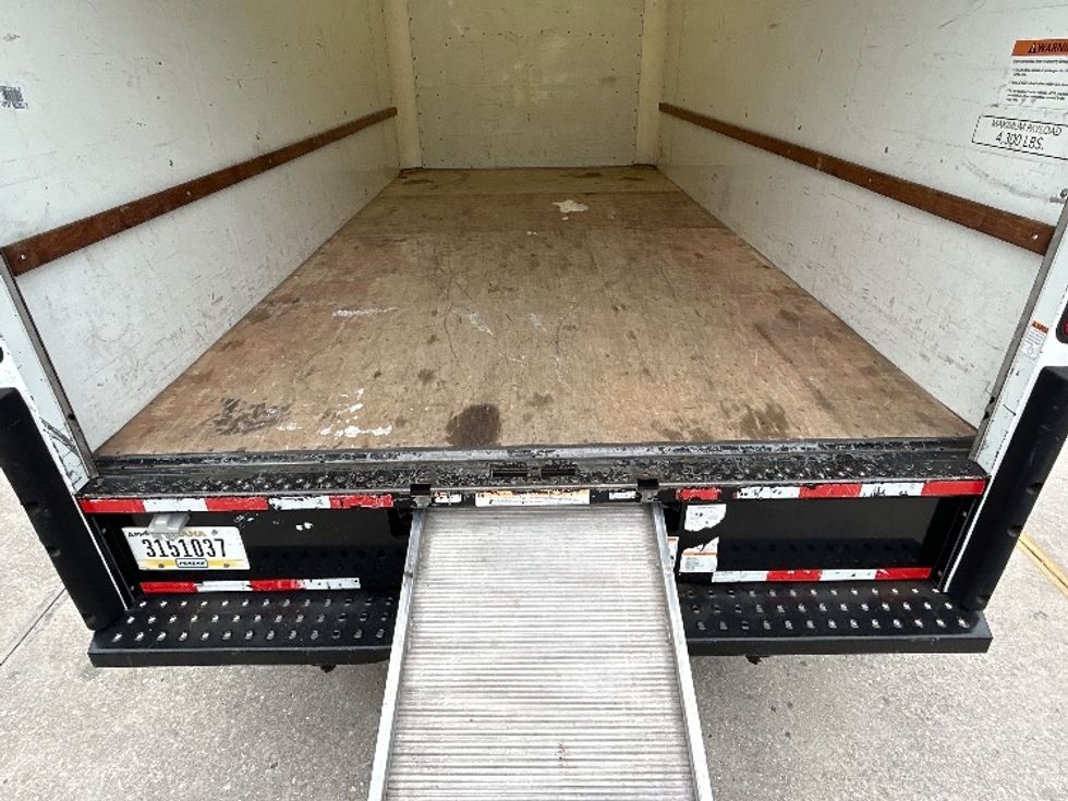 Light Duty Box Truck-Light and Medium Duty Trucks-GMC-2021-Savana G33903-Tampa-FL-86,953\n\t\tmiles-$ 27,750 - Image 10