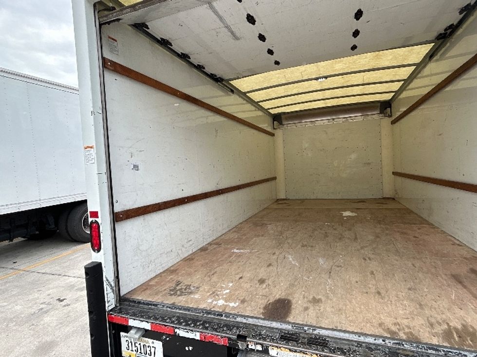 Light Duty Box Truck-Light and Medium Duty Trucks-GMC-2021-Savana G33903-Tampa-FL-86,953\n\t\tmiles-$ 27,750 - Image 11