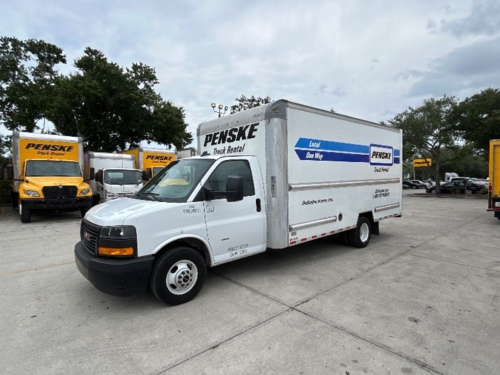 Light Duty Box Truck-Light and Medium Duty Trucks-GMC-2021-Savana G33903-Tampa-FL-86,953\n\t\tmiles-$ 27,750 - Image 3
