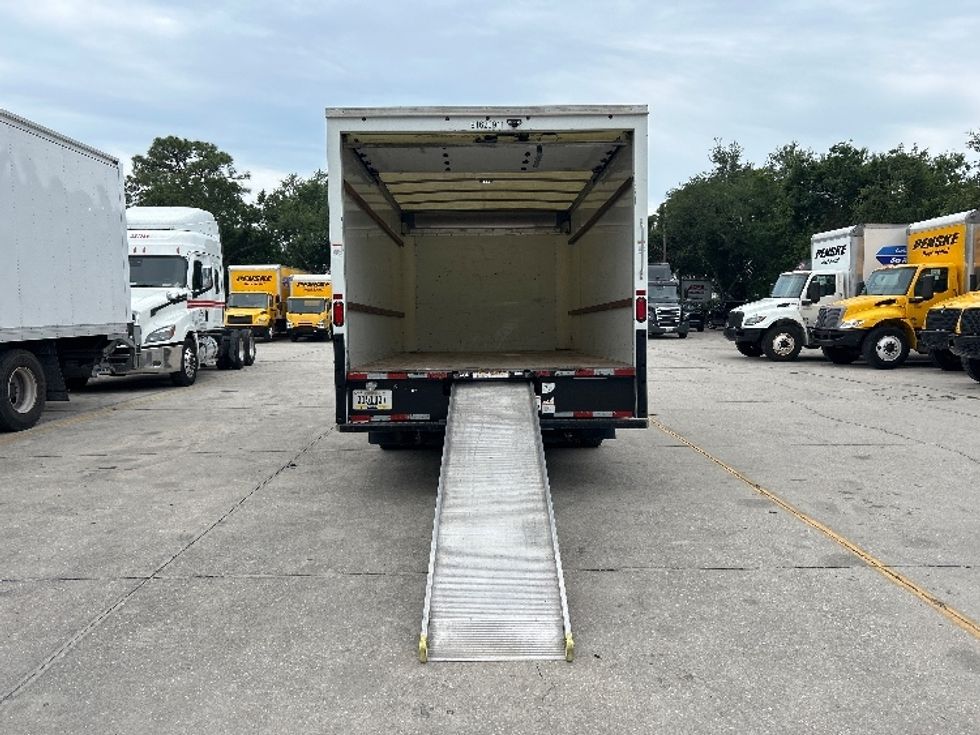 Light Duty Box Truck-Light and Medium Duty Trucks-GMC-2021-Savana G33903-Tampa-FL-86,953\n\t\tmiles-$ 27,750 - Image 9