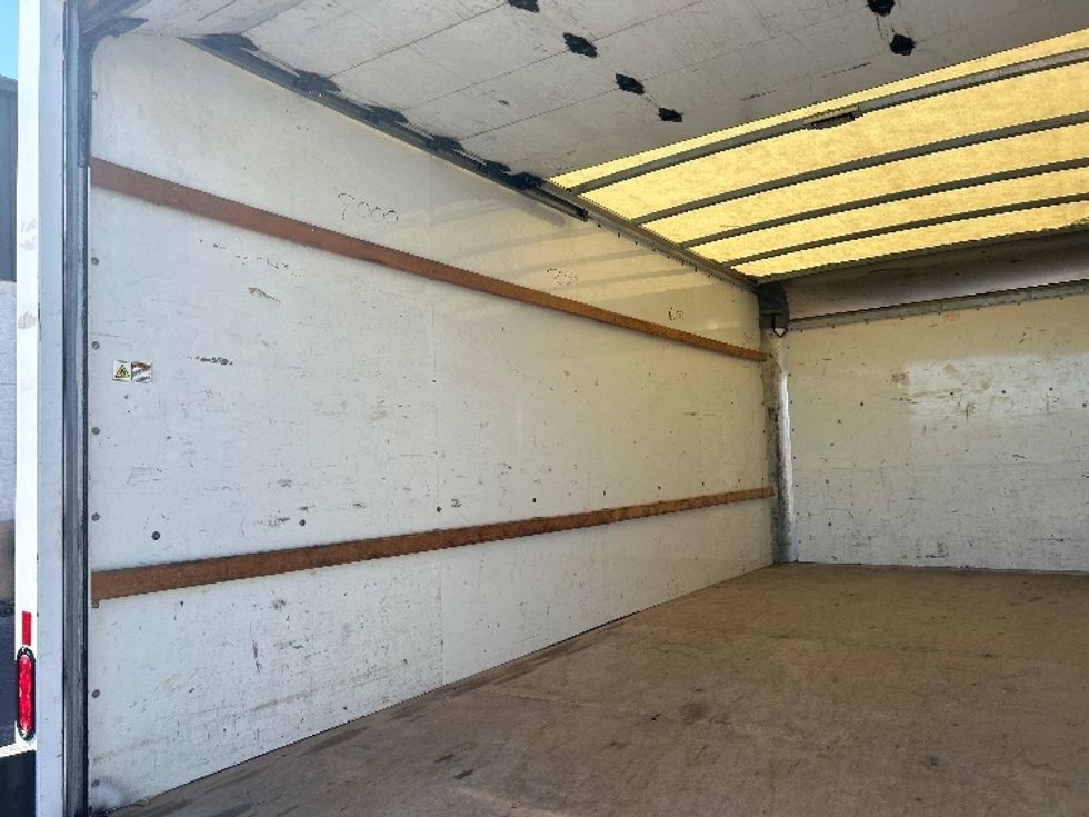 Light Duty Box Truck-Light and Medium Duty Trucks-GMC-2021-Savana G33903-Tampa-FL-93,970\n\t\tmiles-$ 31,500 - Image 10