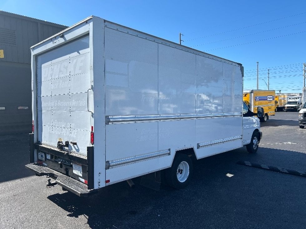 Light Duty Box Truck-Light and Medium Duty Trucks-GMC-2021-Savana G33903-Tampa-FL-93,970\n\t\tmiles-$ 31,500 - Image 12