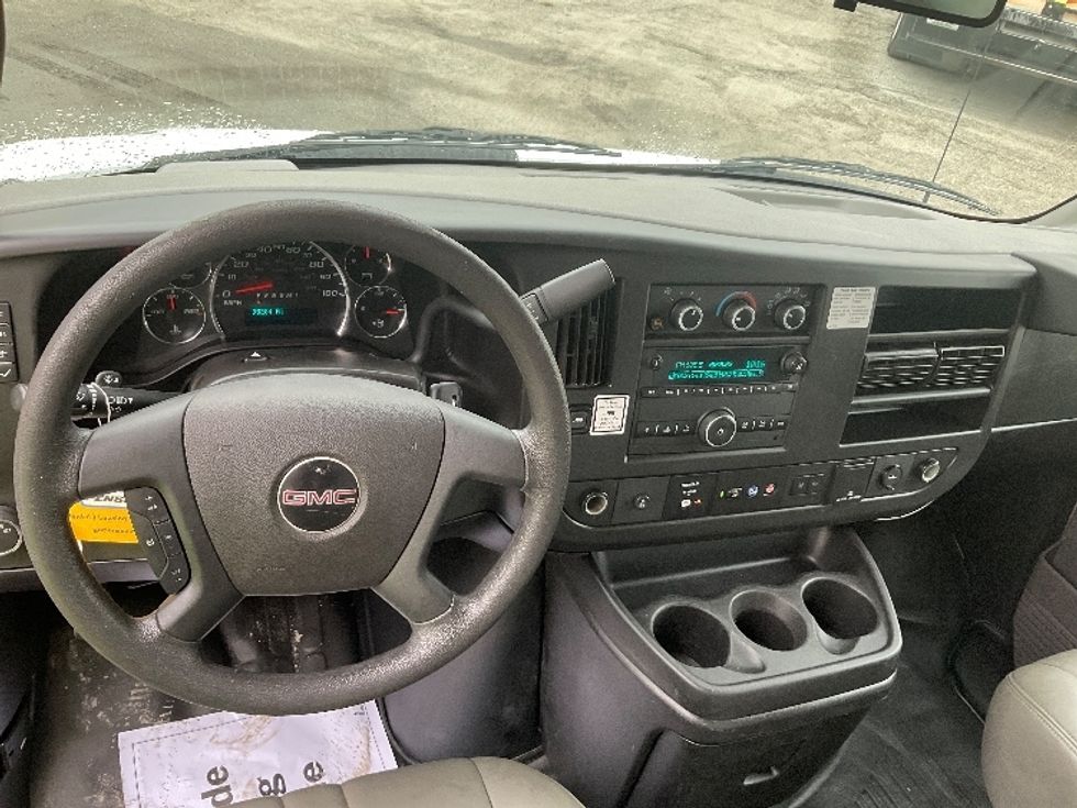 Light Duty Box Truck-Light and Medium Duty Trucks-GMC-2021-Savana G33903-Tampa-FL-95,284\n\t\tmiles-$ 31,250 - Image 18