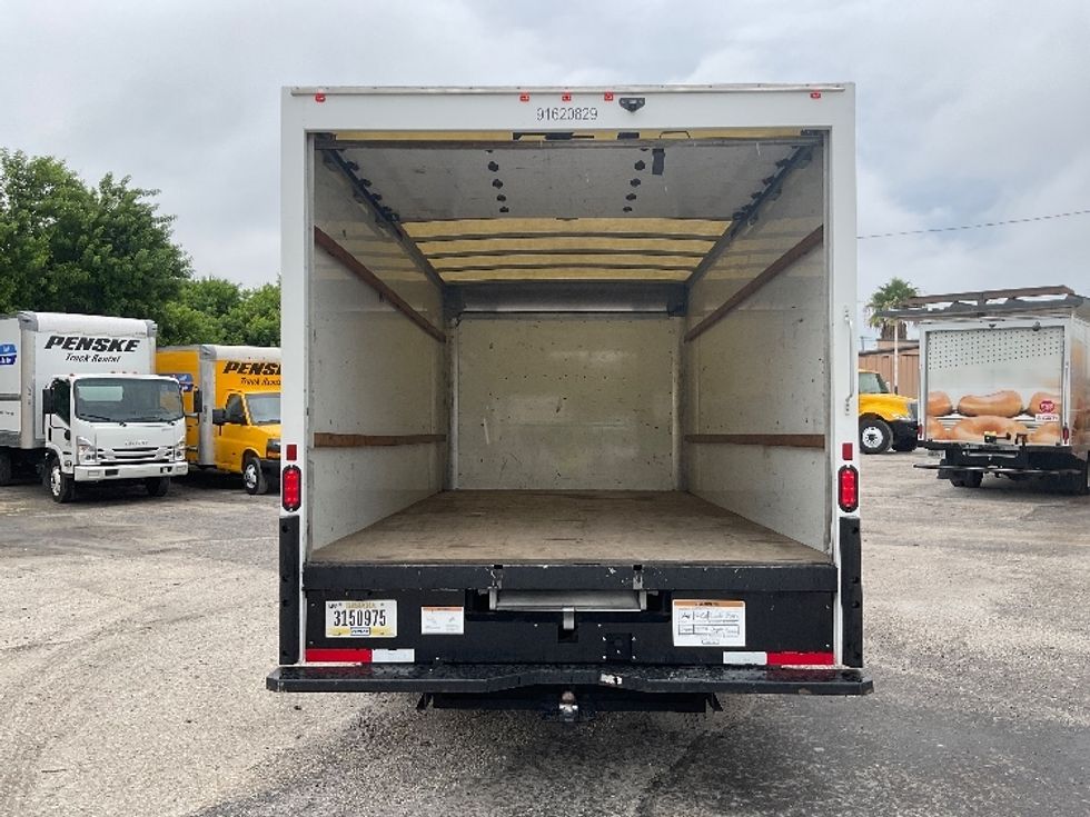 Light Duty Box Truck-Light and Medium Duty Trucks-GMC-2021-Savana G33903-Tampa-FL-95,284\n\t\tmiles-$ 31,250 - Image 8