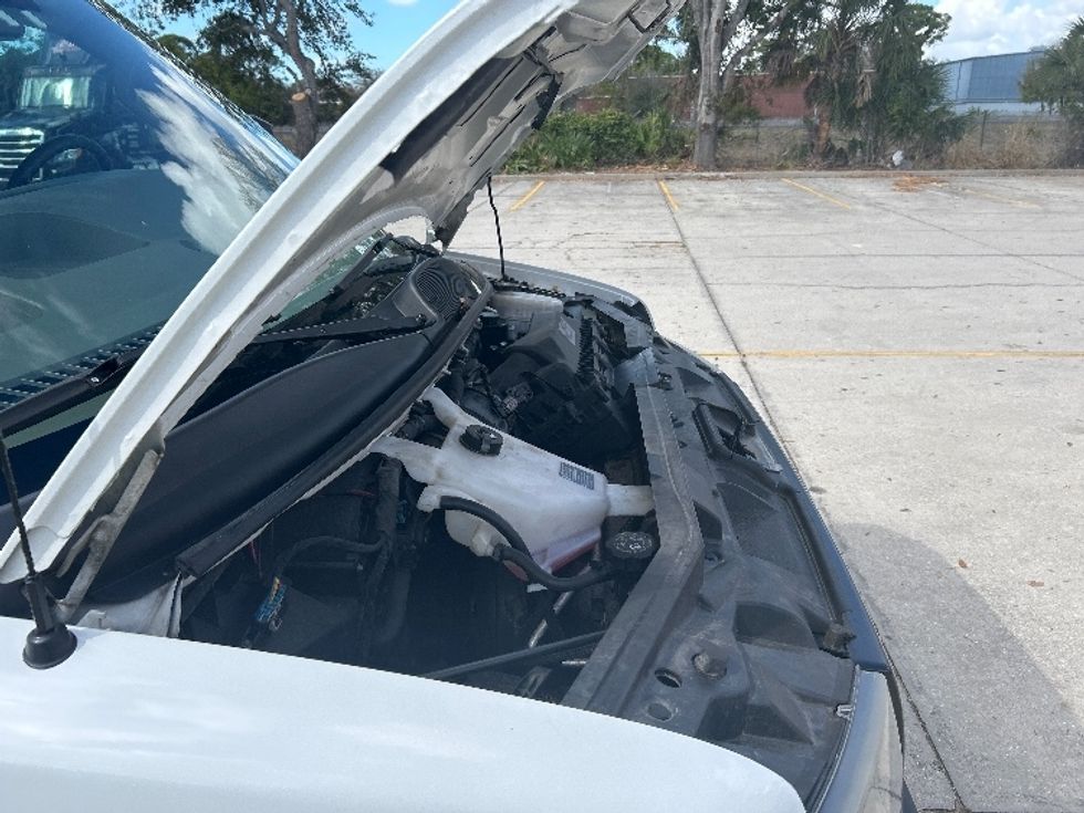 Light Duty Box Truck-Light and Medium Duty Trucks-GMC-2021-Savana G33903-Tampa-FL-96,473\n\t\tmiles-$ 31,250 - Image 23