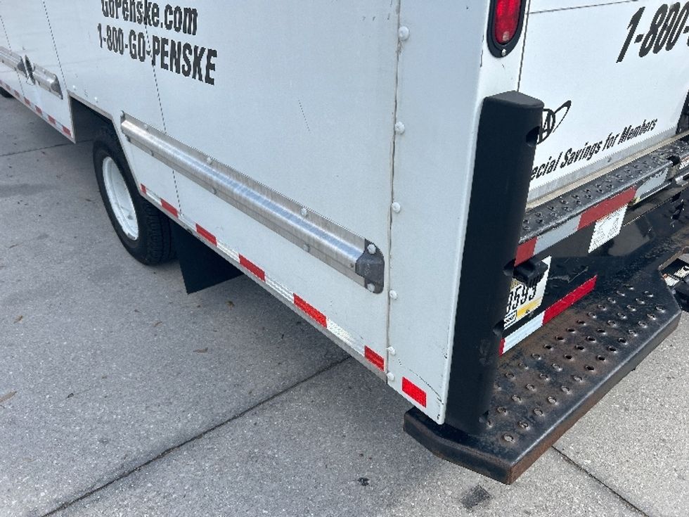 Light Duty Box Truck-Light and Medium Duty Trucks-GMC-2021-Savana G33903-Tampa-FL-96,473\n\t\tmiles-$ 31,250 - Image 27