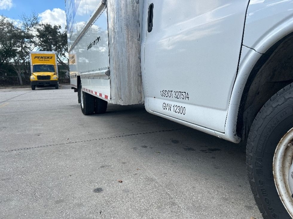 Light Duty Box Truck-Light and Medium Duty Trucks-GMC-2021-Savana G33903-Tampa-FL-96,679\n\t\tmiles-$ 33,000 - Image 14