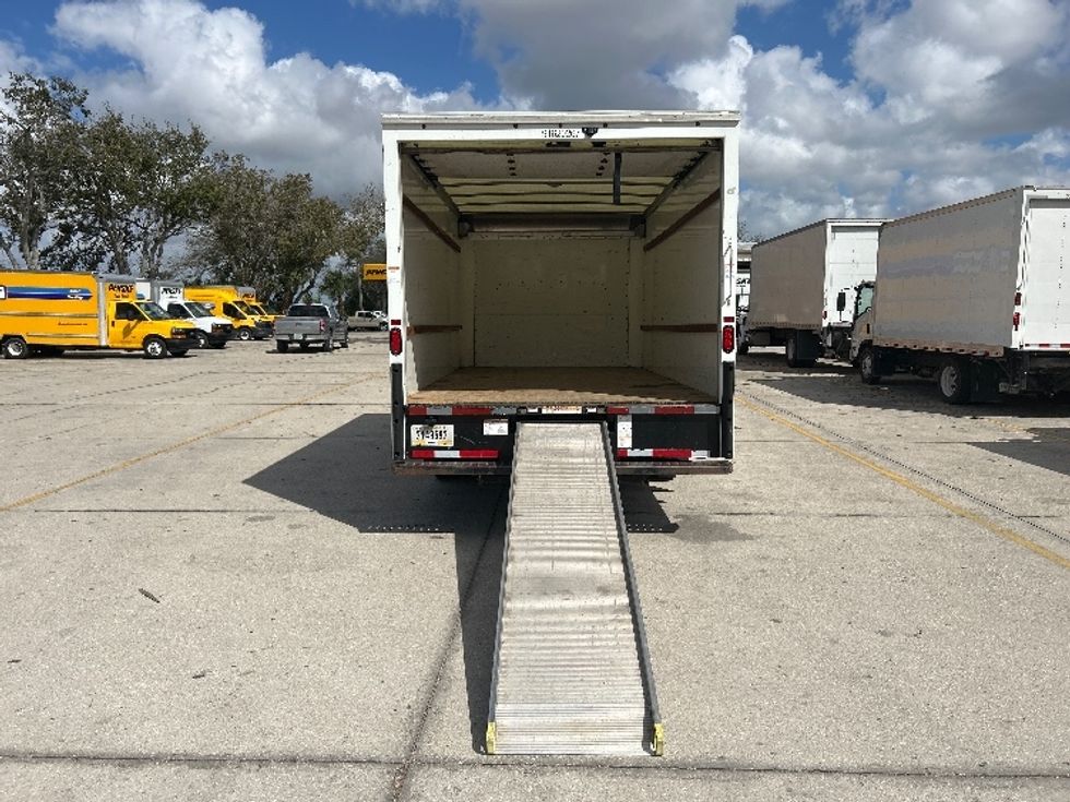 Light Duty Box Truck-Light and Medium Duty Trucks-GMC-2021-Savana G33903-Tampa-FL-96,679\n\t\tmiles-$ 33,000 - Image 9