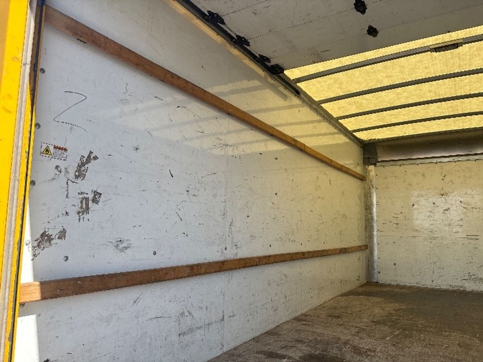 Light Duty Box Truck-Light and Medium Duty Trucks-GMC-2021-Savana G33903-Tempe-AZ-88,854\n\t\tmiles-$ 29,000 - Image 11