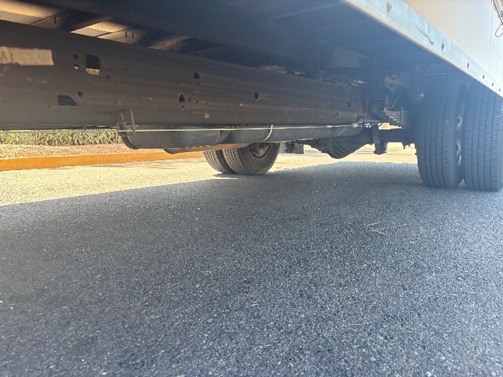 Light Duty Box Truck-Light and Medium Duty Trucks-GMC-2021-Savana G33903-Tempe-AZ-88,854\n\t\tmiles-$ 29,000 - Image 5