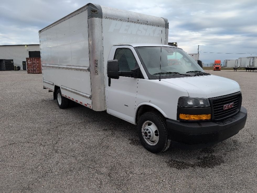 Light Duty Box Truck-Light and Medium Duty Trucks-GMC-2021-Savana G33903-Temple-TX-107,310\n\t\tmiles-$ 28,500 - Image 1
