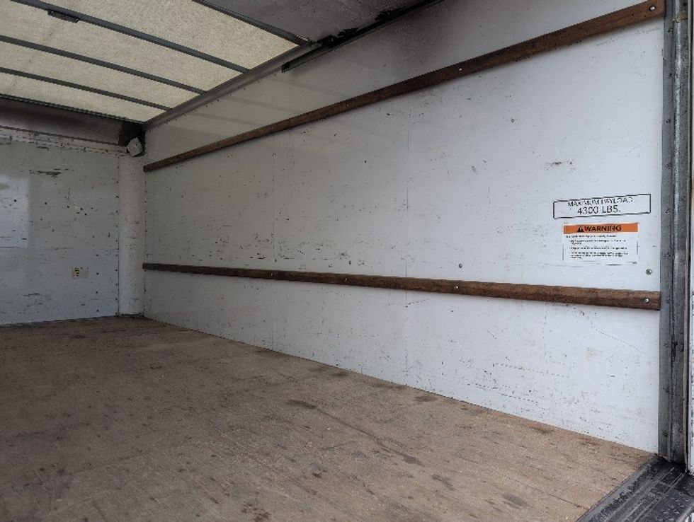 Light Duty Box Truck-Light and Medium Duty Trucks-GMC-2021-Savana G33903-Temple-TX-107,310\n\t\tmiles-$ 28,500 - Image 12