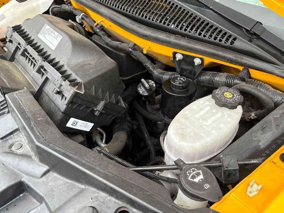 Light Duty Box Truck-Light and Medium Duty Trucks-GMC-2021-Savana G33903-Torrance-CA-107,189\n\t\tmiles-$ 26,750 - Image 24