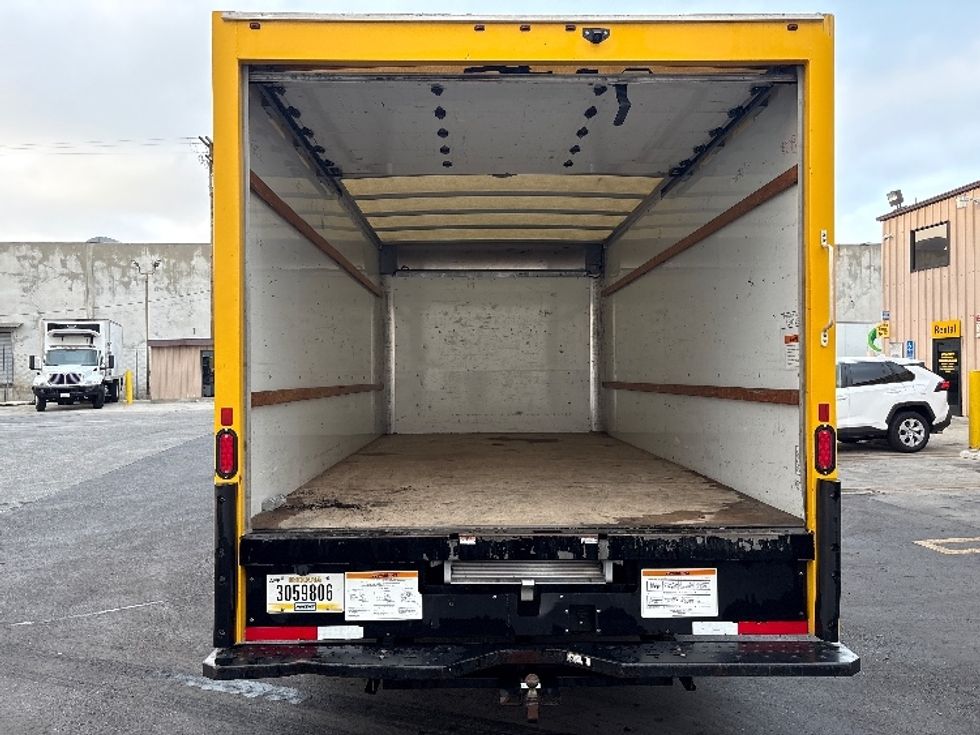 Light Duty Box Truck-Light and Medium Duty Trucks-GMC-2021-Savana G33903-Torrance-CA-107,189\n\t\tmiles-$ 26,750 - Image 8