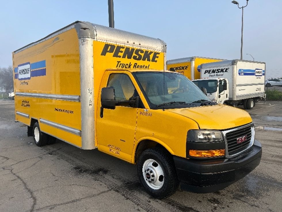 Light Duty Box Truck-Light and Medium Duty Trucks-GMC-2021-Savana G33903-Torrance-CA-107,328\n\t\tmiles-$ 26,750 - Image 1