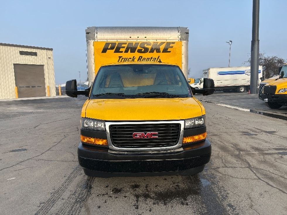 Light Duty Box Truck-Light and Medium Duty Trucks-GMC-2021-Savana G33903-Torrance-CA-107,328\n\t\tmiles-$ 26,750 - Image 2