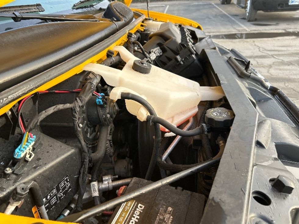 Light Duty Box Truck-Light and Medium Duty Trucks-GMC-2021-Savana G33903-Torrance-CA-107,328\n\t\tmiles-$ 26,750 - Image 23