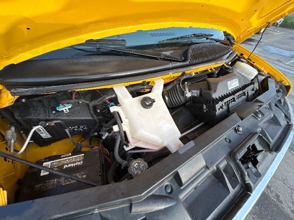 Light Duty Box Truck-Light and Medium Duty Trucks-GMC-2021-Savana G33903-Torrance-CA-107,328\n\t\tmiles-$ 26,750 - Image 24