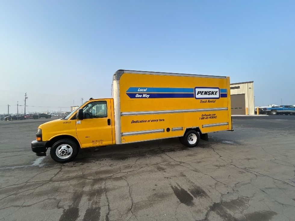 Light Duty Box Truck-Light and Medium Duty Trucks-GMC-2021-Savana G33903-Torrance-CA-107,328\n\t\tmiles-$ 26,750 - Image 4