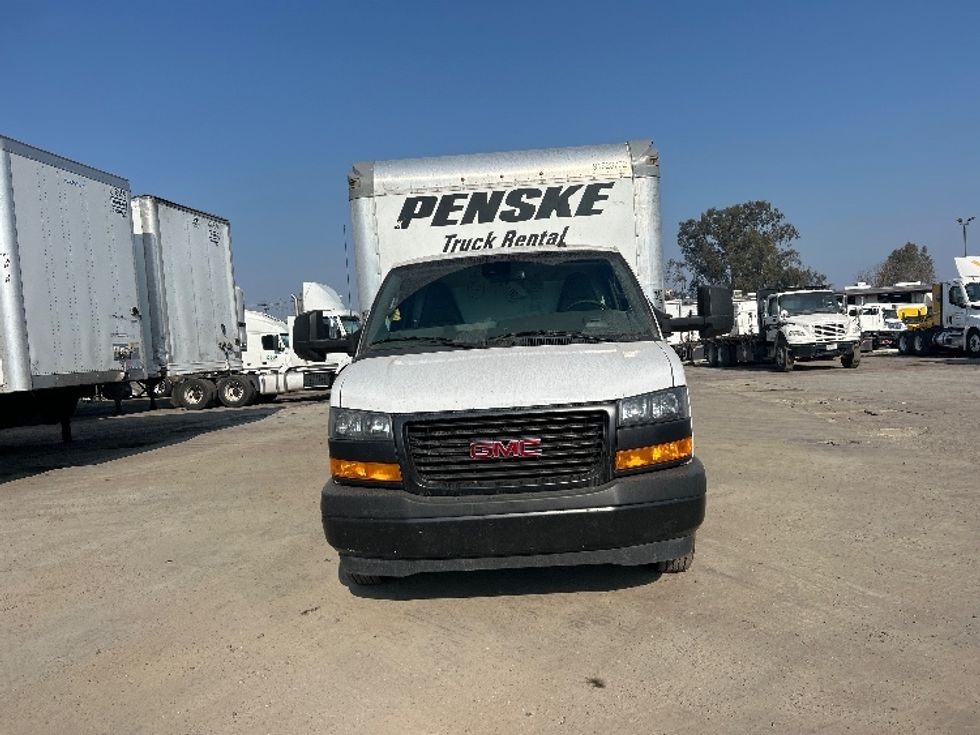 Light Duty Box Truck-Light and Medium Duty Trucks-GMC-2021-Savana G33903-Torrance-CA-110,928\n\t\tmiles-$ 29,500 - Image 2