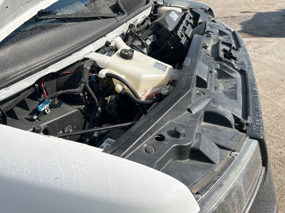 Light Duty Box Truck-Light and Medium Duty Trucks-GMC-2021-Savana G33903-Torrance-CA-110,928\n\t\tmiles-$ 29,500 - Image 22