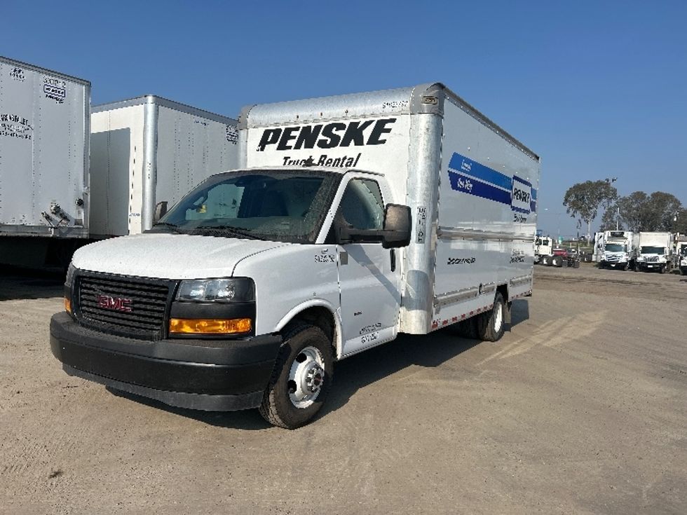 Light Duty Box Truck-Light and Medium Duty Trucks-GMC-2021-Savana G33903-Torrance-CA-110,928\n\t\tmiles-$ 29,500 - Image 3