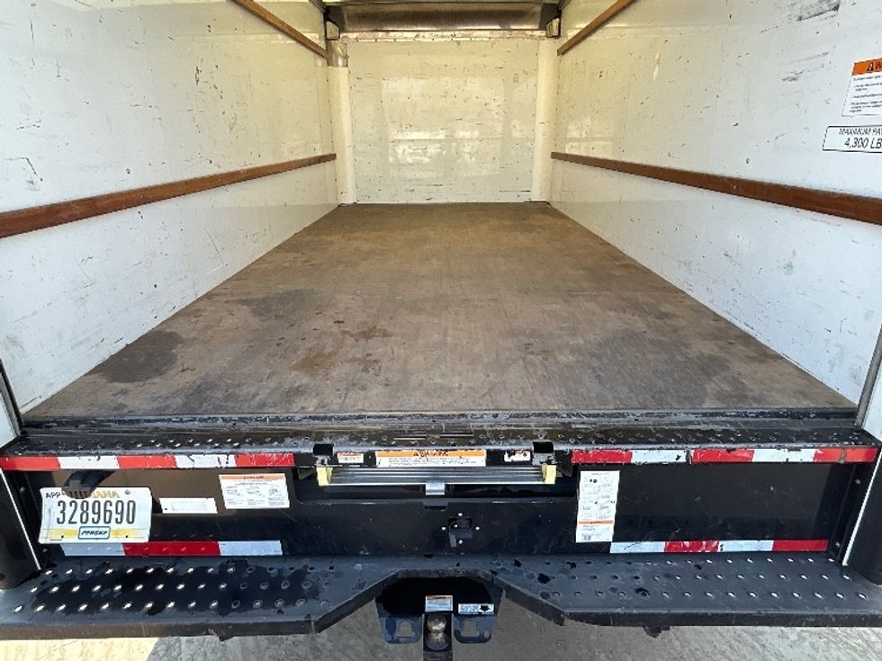 Light Duty Box Truck-Light and Medium Duty Trucks-GMC-2021-Savana G33903-Torrance-CA-110,928\n\t\tmiles-$ 29,500 - Image 9