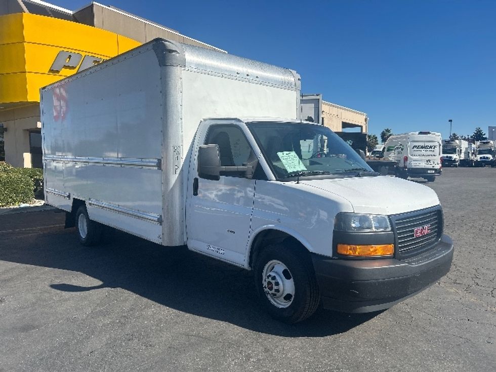 Light Duty Box Truck-Light and Medium Duty Trucks-GMC-2021-Savana G33903-Torrance-CA-119,165\n\t\tmiles-$ 28,500 - Image 1