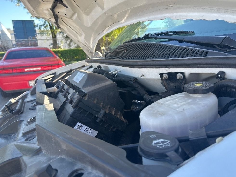 Light Duty Box Truck-Light and Medium Duty Trucks-GMC-2021-Savana G33903-Torrance-CA-119,165\n\t\tmiles-$ 28,500 - Image 24