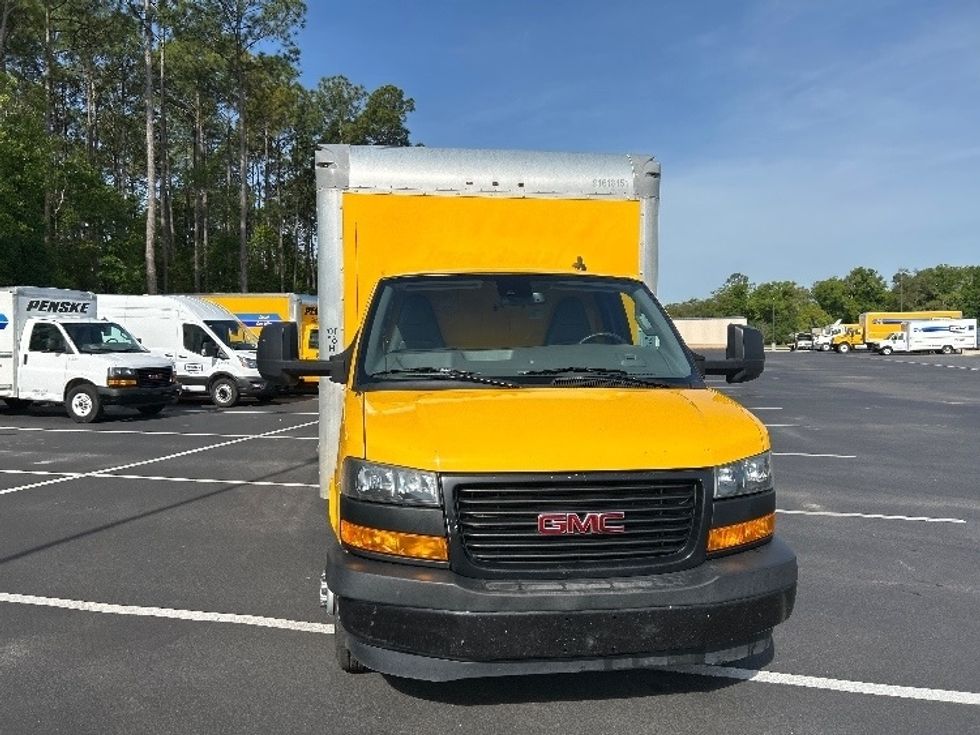 Light Duty Box Truck-Light and Medium Duty Trucks-GMC-2021-Savana G33903-Torrance-CA-65,048\n\t\tmiles-$ 35,750 - Image 2