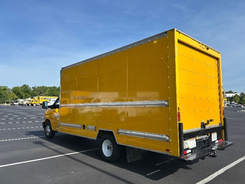 Light Duty Box Truck-Light and Medium Duty Trucks-GMC-2021-Savana G33903-Torrance-CA-65,048\n\t\tmiles-$ 35,750 - Image 6