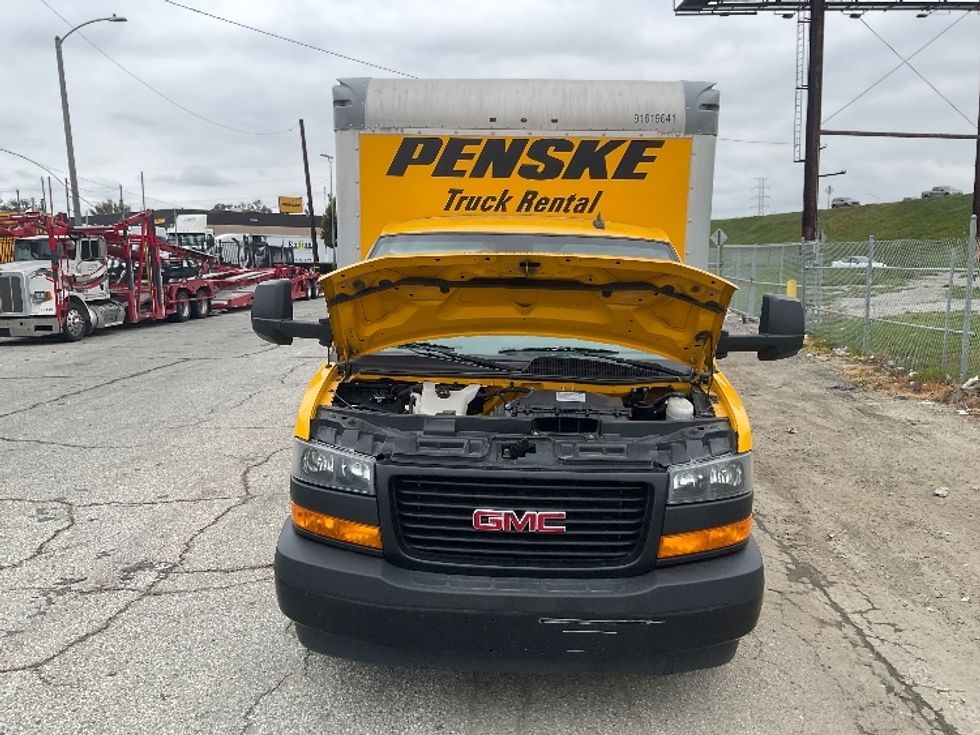 Light Duty Box Truck-Light and Medium Duty Trucks-GMC-2021-Savana G33903-Torrance-CA-73,580\n\t\tmiles-$ 31,250 - Image 26